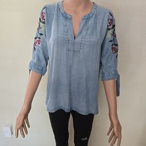 Velvet Heart Denim Blouse V Neck Long Sleeve with Embroidered Flowers Sm…